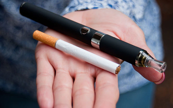 e-cigarette and tobacco cigarette