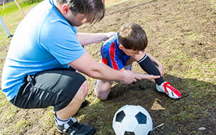 Your Guide to Sprains, Strains and Shin Splints in Kids