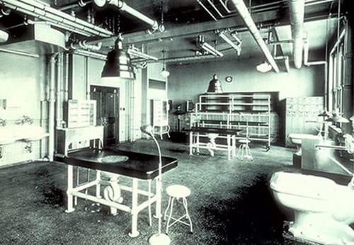 Historical image of a UH operating theater