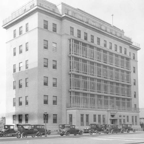 Obstetrics and Gynecology Residency Program History of UH MacDonald