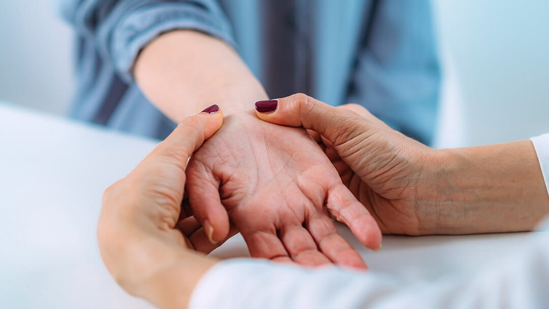 Is the Pain in Your Hand Carpal Tunnel or Arthritis? University Hospitals