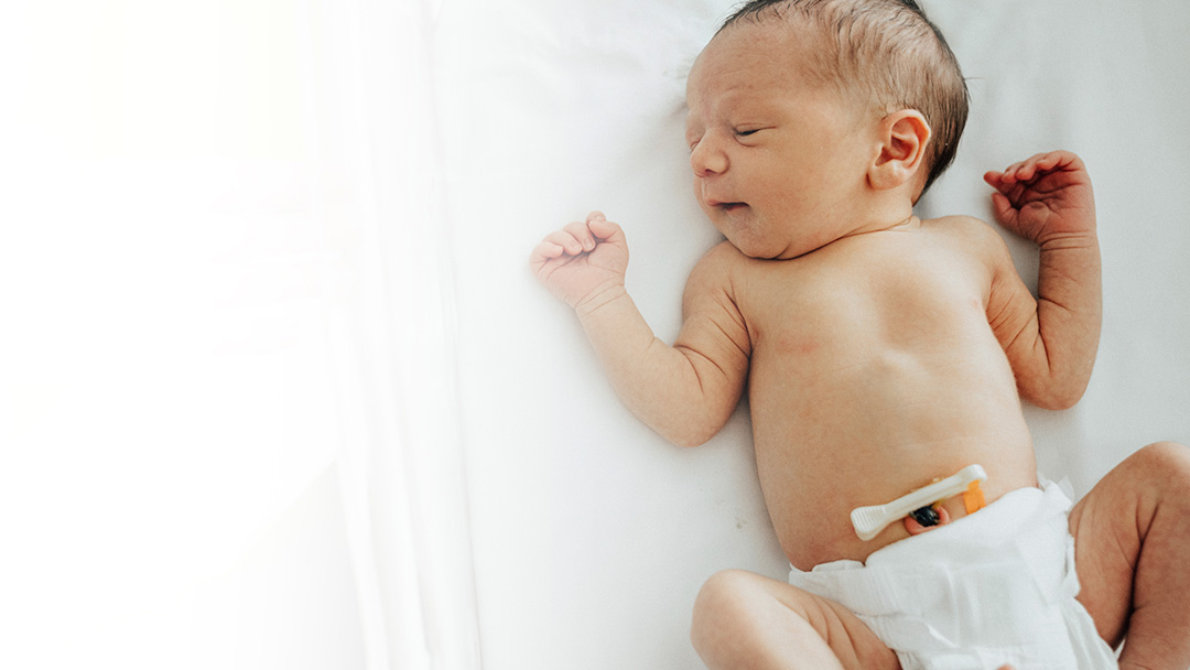 Best Tips To Take Care of Your Newborn's Umbilical Cord
