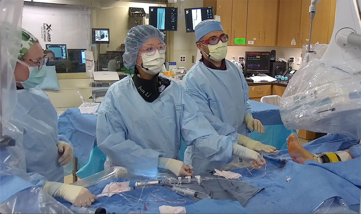 Mehdi Shishehbor, MD performing LimFlow procedure