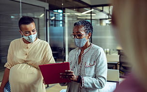 Pregnant or Planning to Get Pregnant? 5 COVID-19 Vaccine Myths Debunked