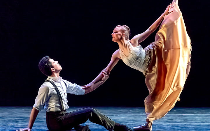 Lauren Stenroos, Ballet Dancer, performing at the Cleveland Ballet.