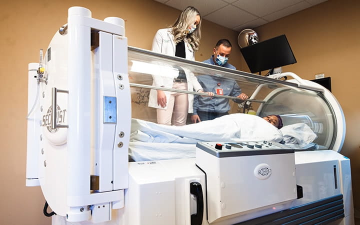 The Healing Power of Hyperbaric Oxygen Therapy | University Hospitals