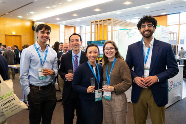 From right to left Rayyan Abid, Marlee Yancey, Kira Smith (UH orthopaedics resident), Raymond Liu, and a student from England.
