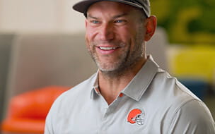 Joe Thomas Cleveland Browns legend & NFL Hall of Famer talks about his joint replacement at UH