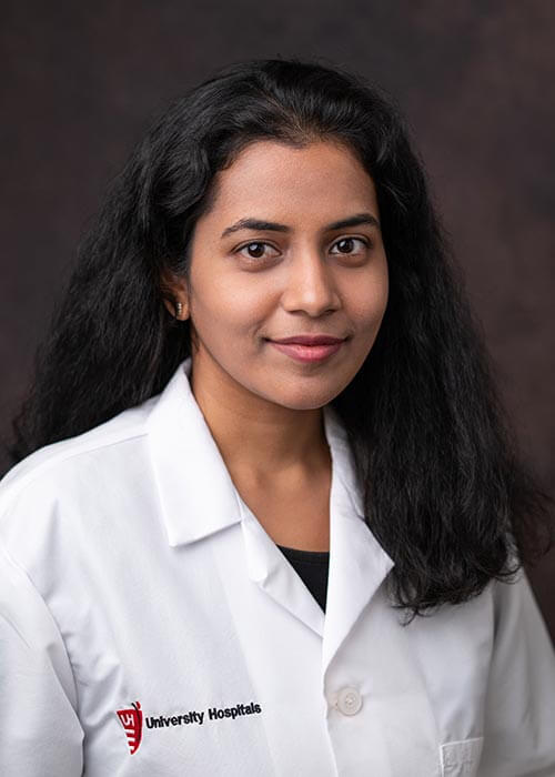 Lavanya Gali, MD