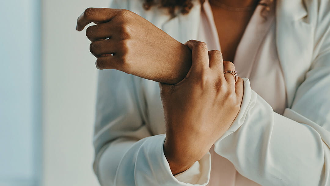 Tingling, Aching Hands in Pregnancy? It Could Be Carpal Tunnel Syndrome