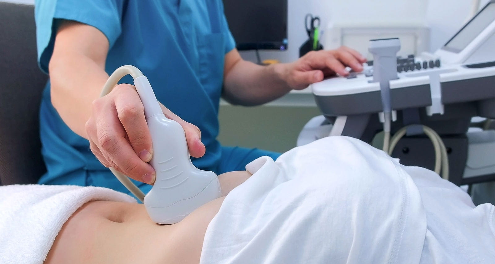 Ultrasound diagnostic of woman's liver