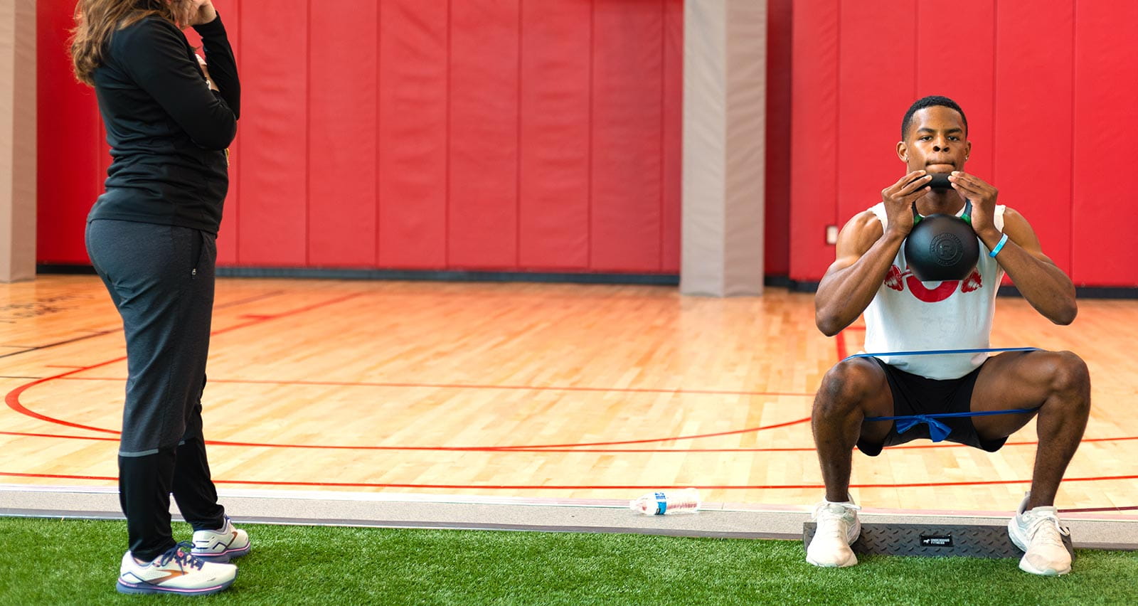 A young athlete at a training session at UH Drusinsky Sports Medicine Institute at UH Ahuja Medical Center