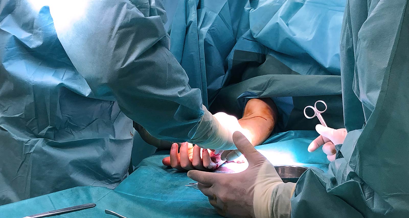 Colorectal surgeons in the operating room